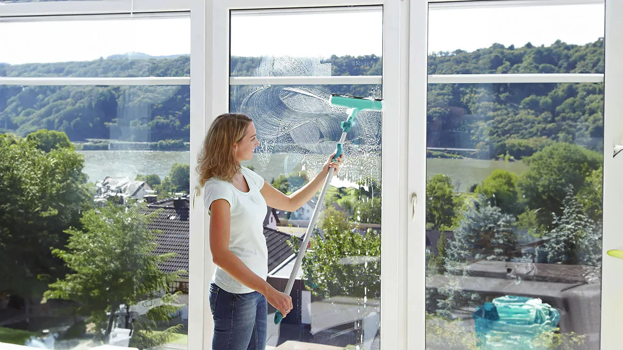 Cách bảo quản cửa nhôm kính hiệu quả